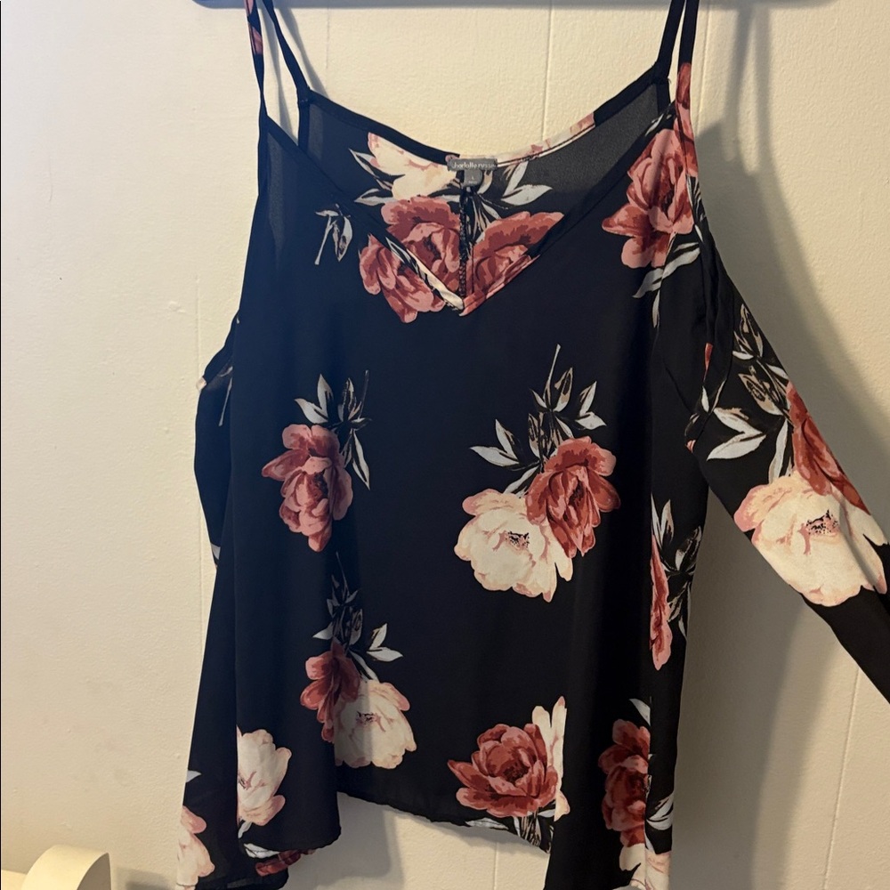 Floral Cold Shoulder Top